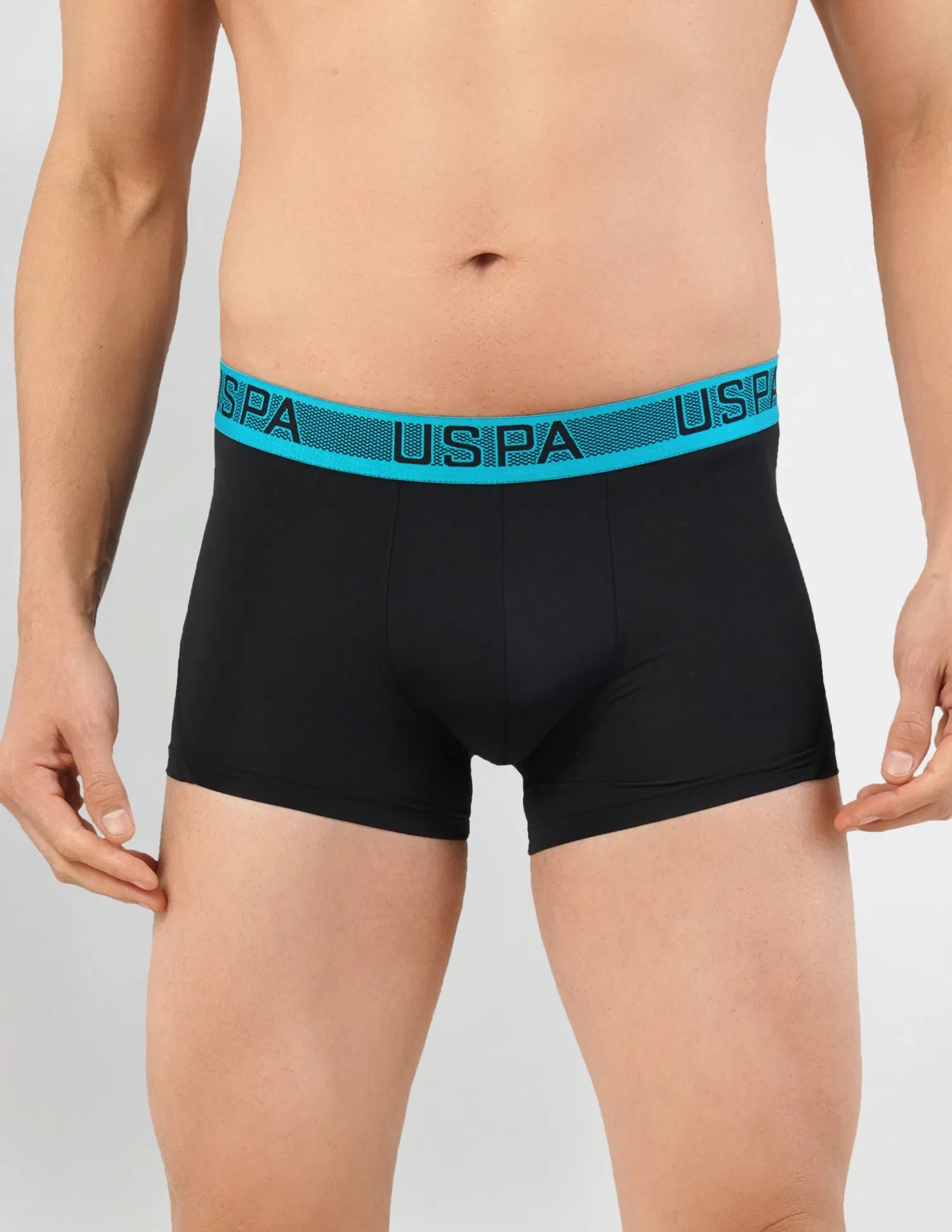 USPA Coolmax Black Low-Rise Trunk for Men - Pack of 1