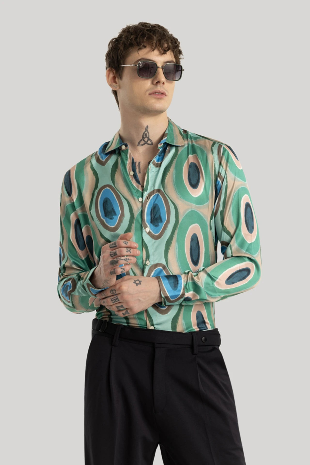 Snitch Green Slim Fit Printed Spread Collar Shirt for Men