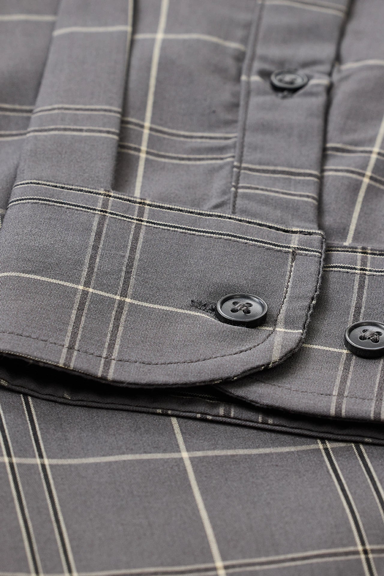 Snitch Grey Slim Fit Checkered Spread Collar Shirt for Men