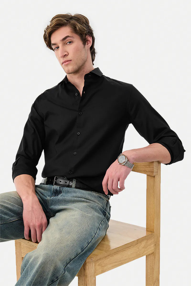 Snitch Men Black Slim Fit Solid Spread Collar Formal Shirt