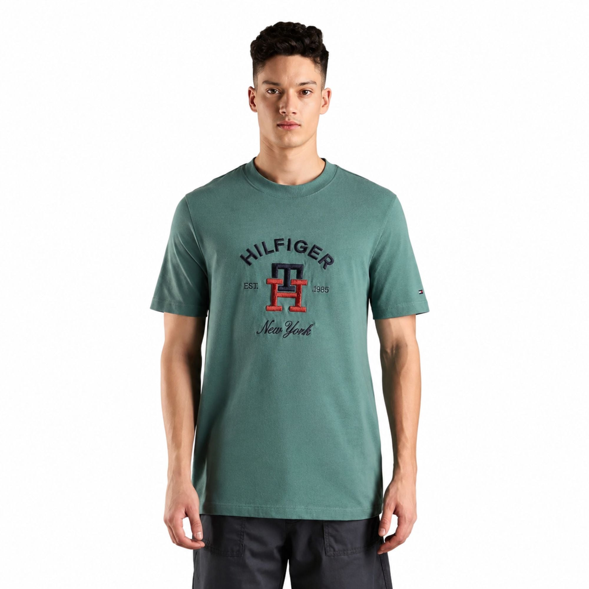 TOMMY HILFIGER Men Printed Crew Neck Pure Cotton T-Shirt - Green