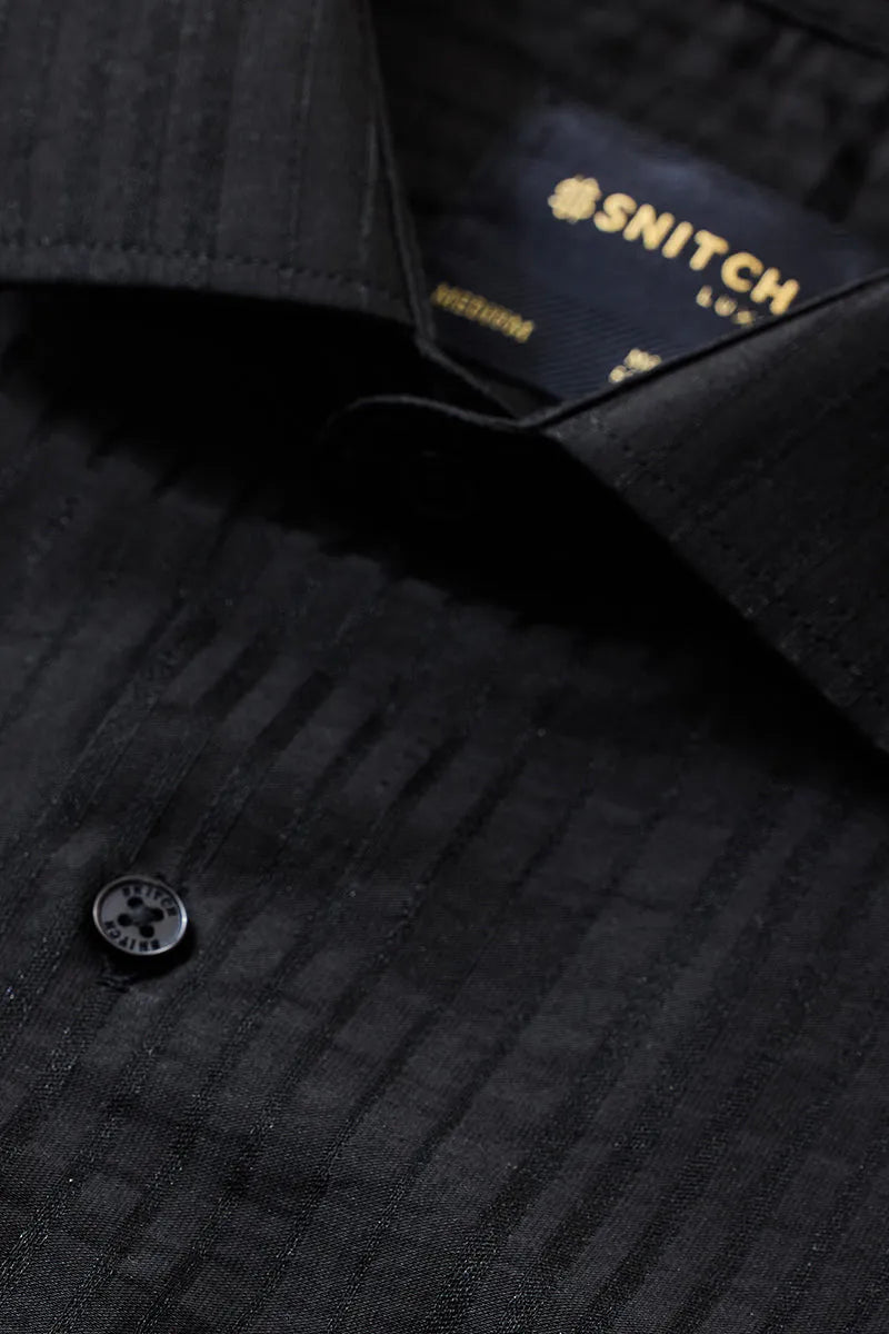 Snitch Men Black Textured Slim Fit Luxe Casual Shirt for Men