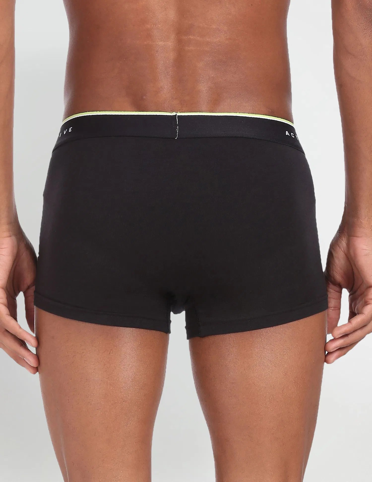 USPA Coolmax Black Low-Rise Trunk for Men - Pack of 1