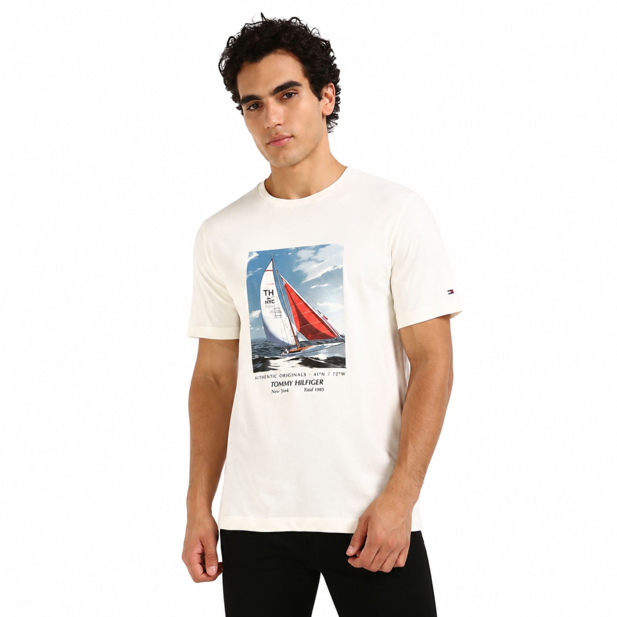 TOMMY HILFIGER Sailboat Print Regular Fit T-Shirt - Ivory