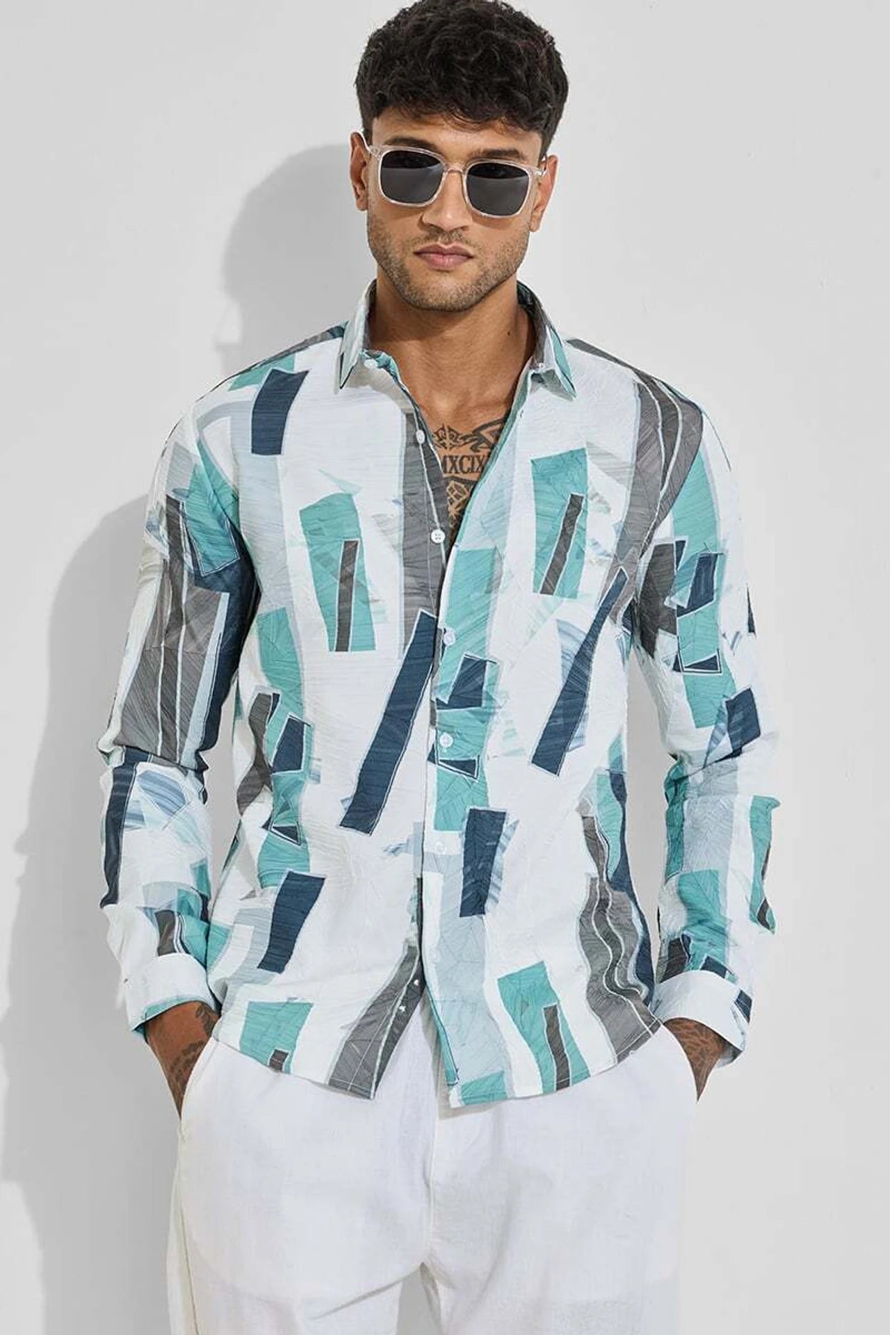 Snitch Blue Slim Fit Printed Spread Collar Shirt for Men