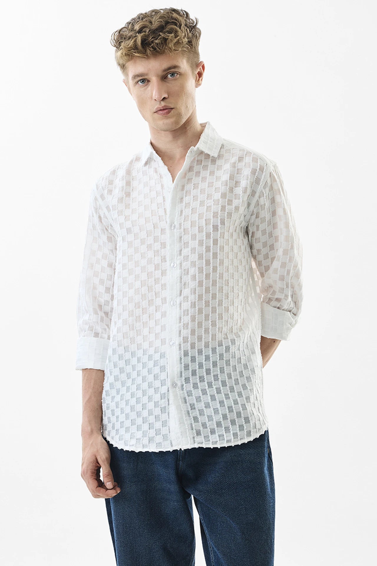 Snitch White Slim Fit Textured Slim Collar Shirt for Men
