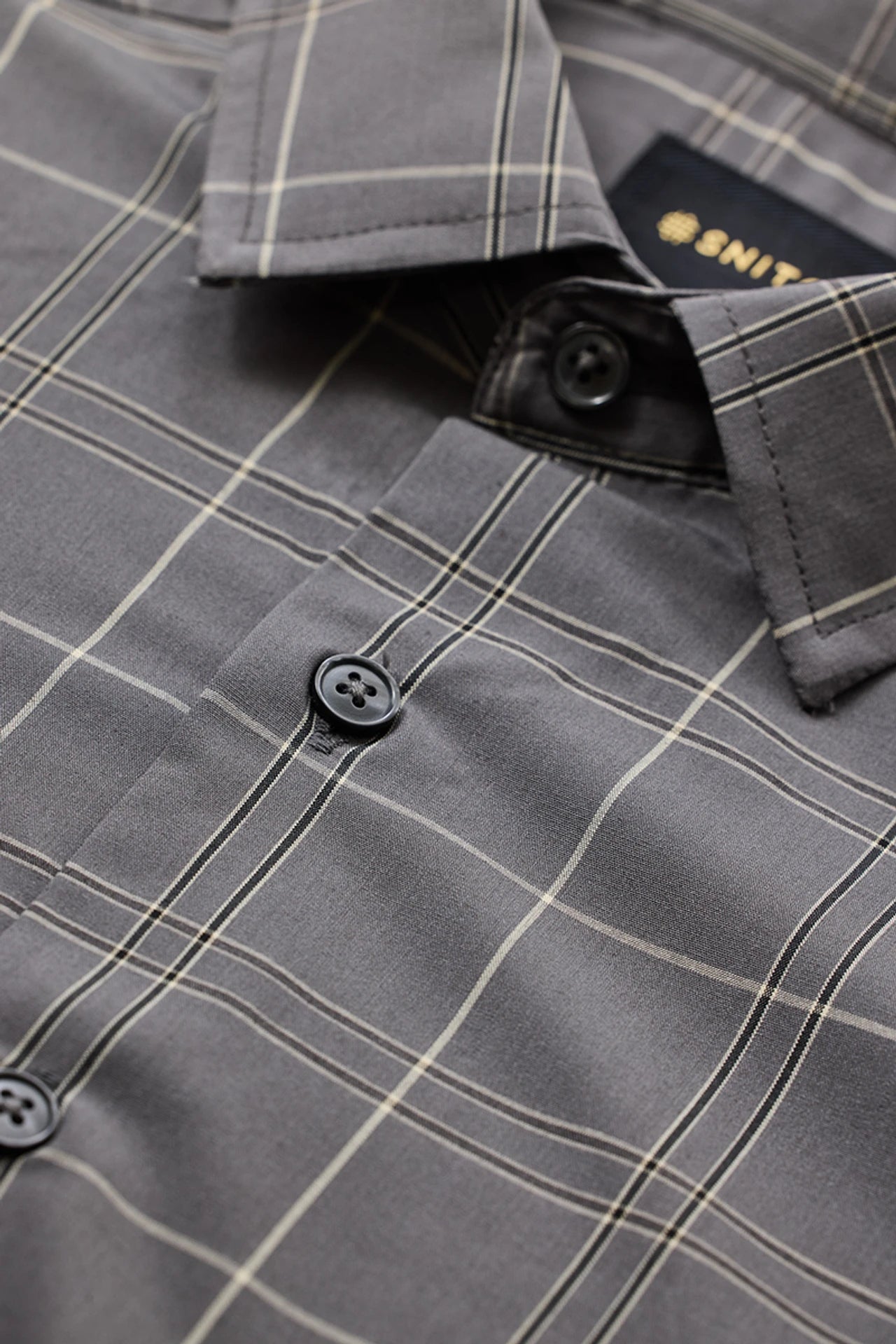 Snitch Grey Slim Fit Checkered Spread Collar Shirt for Men