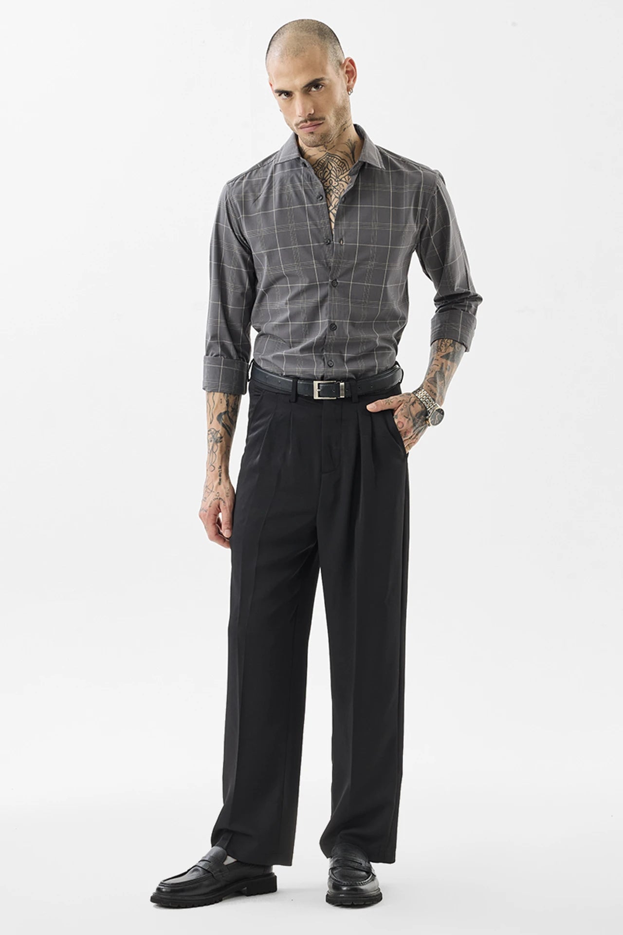 Snitch Grey Slim Fit Checkered Spread Collar Shirt for Men